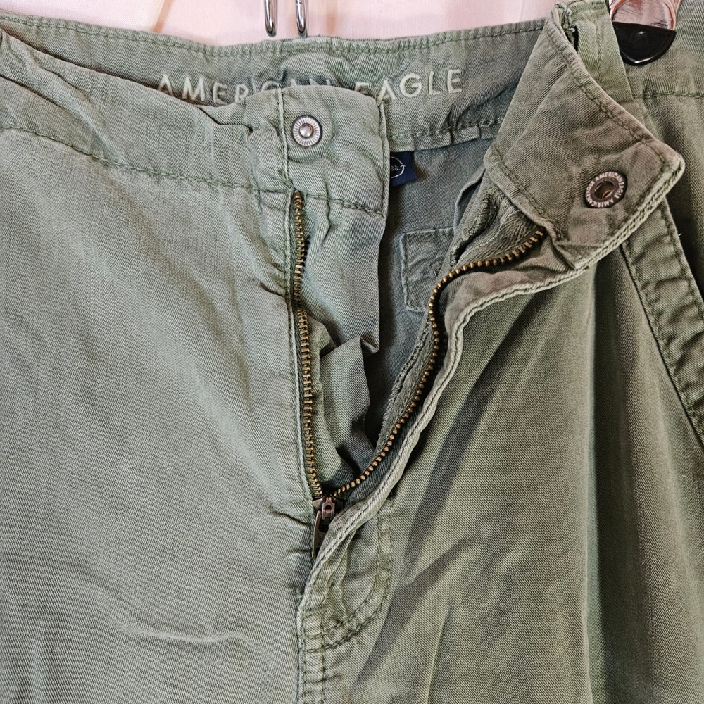 American Eagle Super High Rise Baggy Wide Leg Cargo Pants Women's 8 Long Utility - Picture 8 of 12